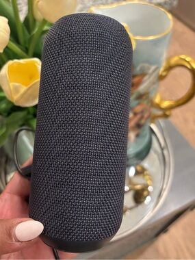 Portable Bluetooth Speaker — Black Fabric Wireless Speaker